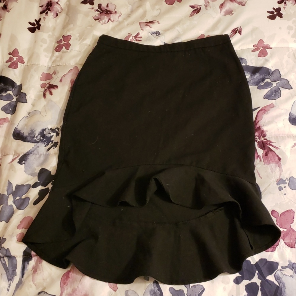 2/$20 FOREVER 21 - High-low black mini skirt